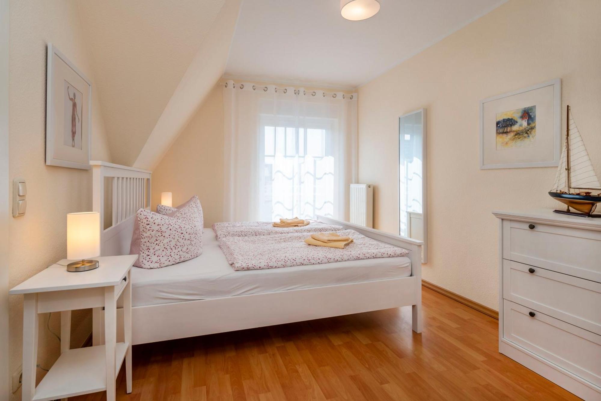 Hoppenberg 24 - Haus Sommerfeld Zingst Esterno foto